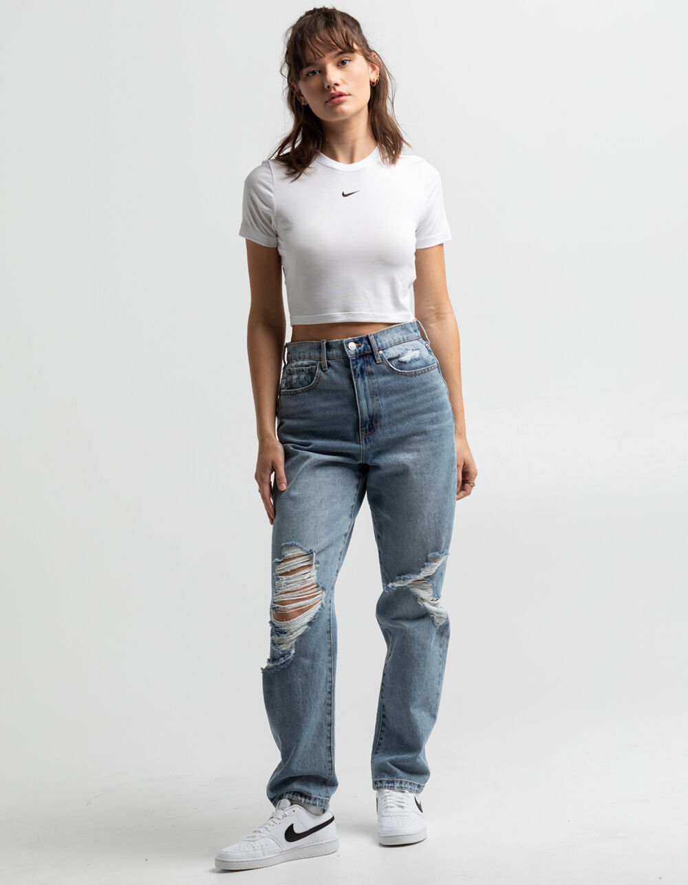 nike sportswear essential crop tee