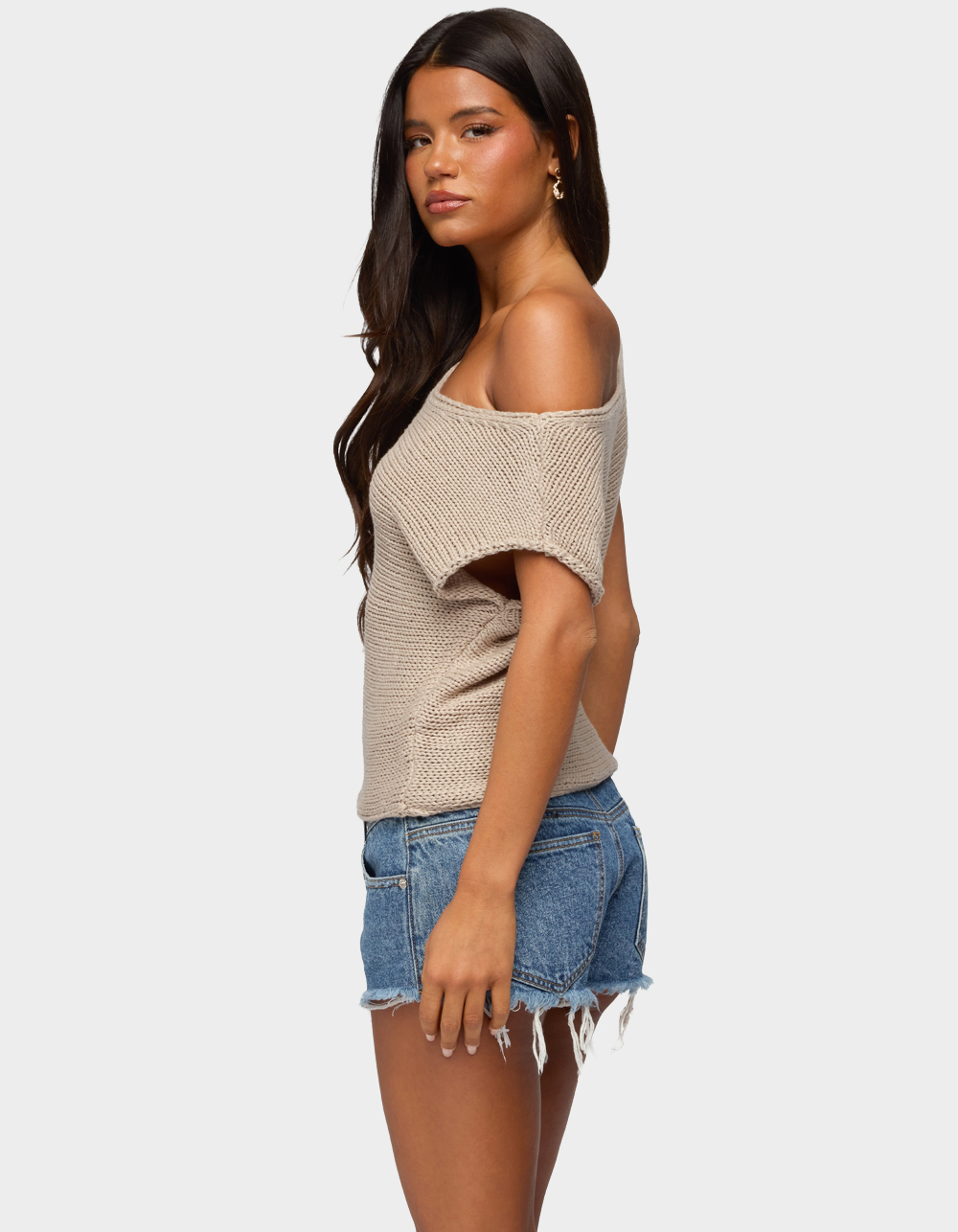 EDIKTED Naamo Off Shoulder Knit Top - BEIGE