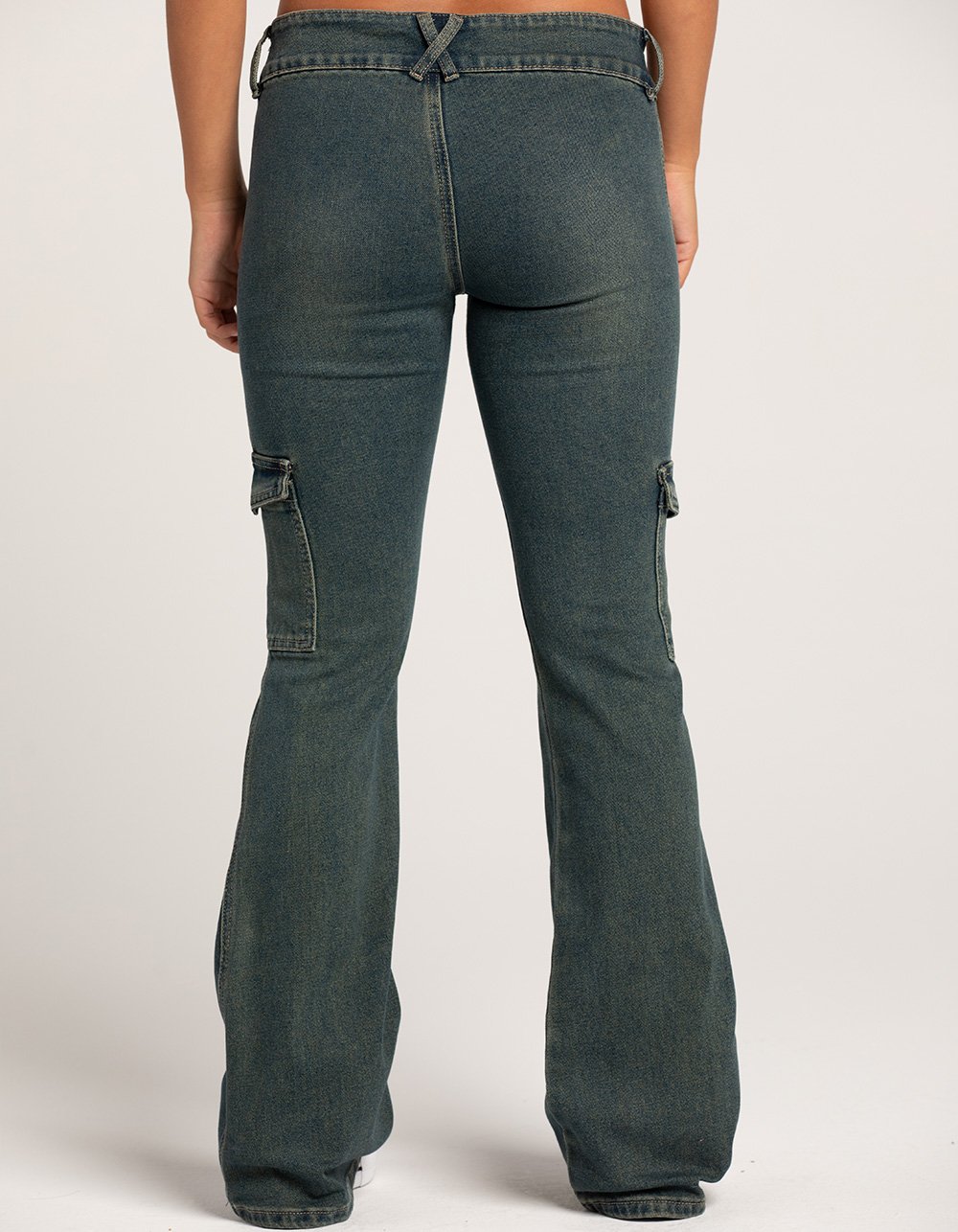 RSQ Womens Low Rise Cargo Tint Flare Pants - DARK TINT