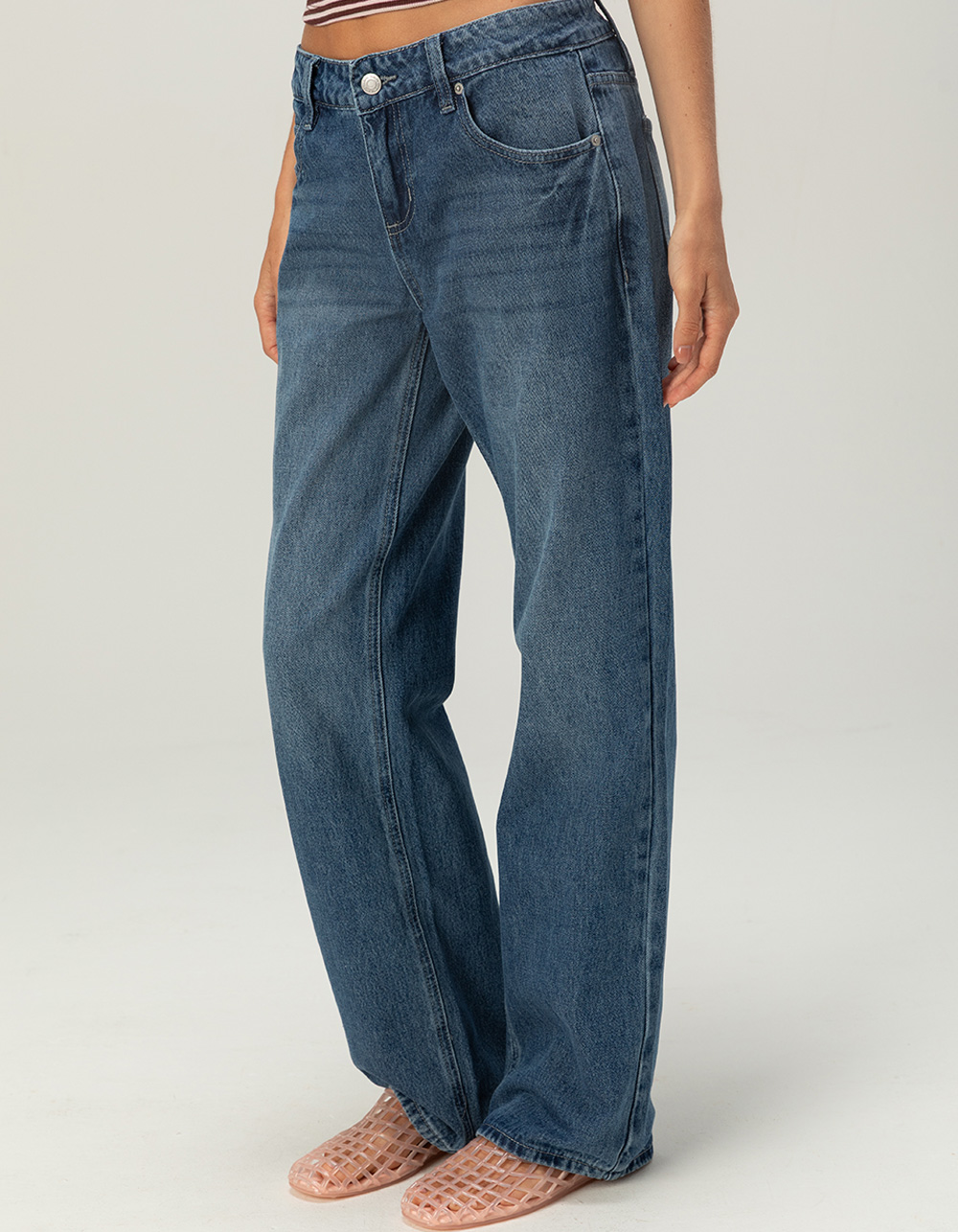 RSQ Womens Low Rise Loose Straight Jeans - MEDIUM WASH