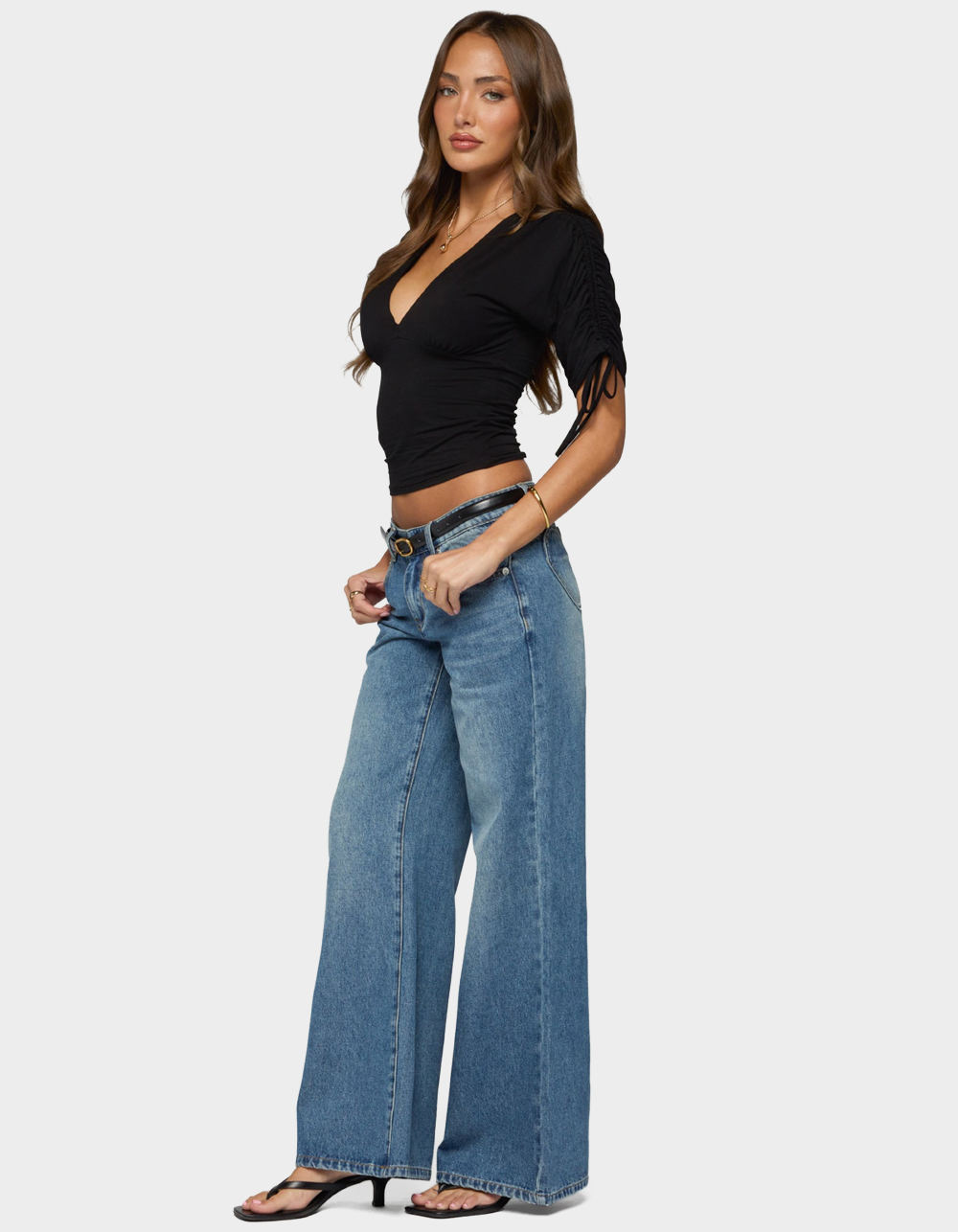 EDIKTED Casta Heart Low Rise Baggy Jeans - MEDIUM BLUE
