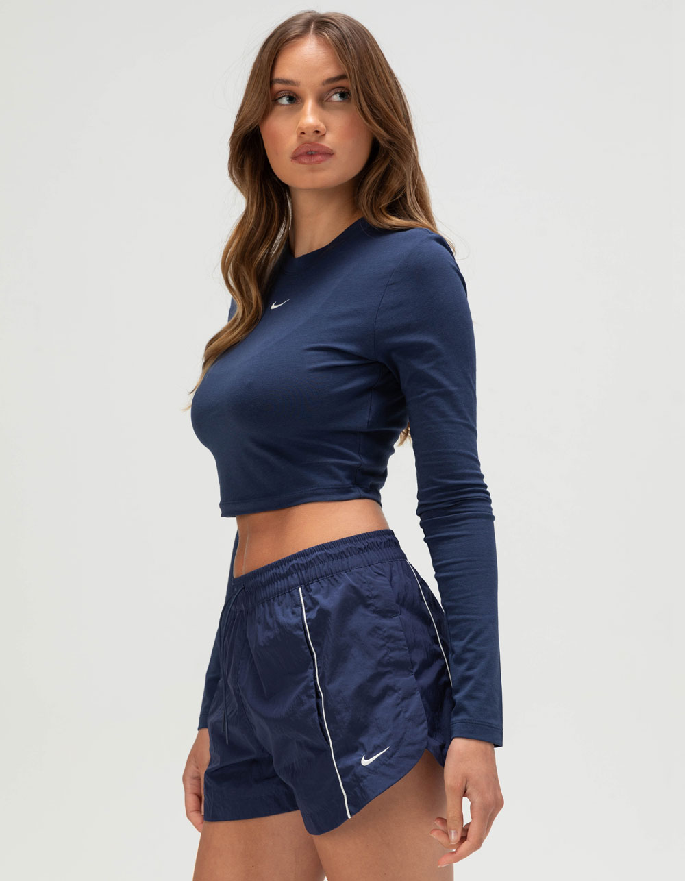 NIKE Sportswear Chill Knit Womens Long Sleeve Crop Tee - MIDNIGHT BLUE