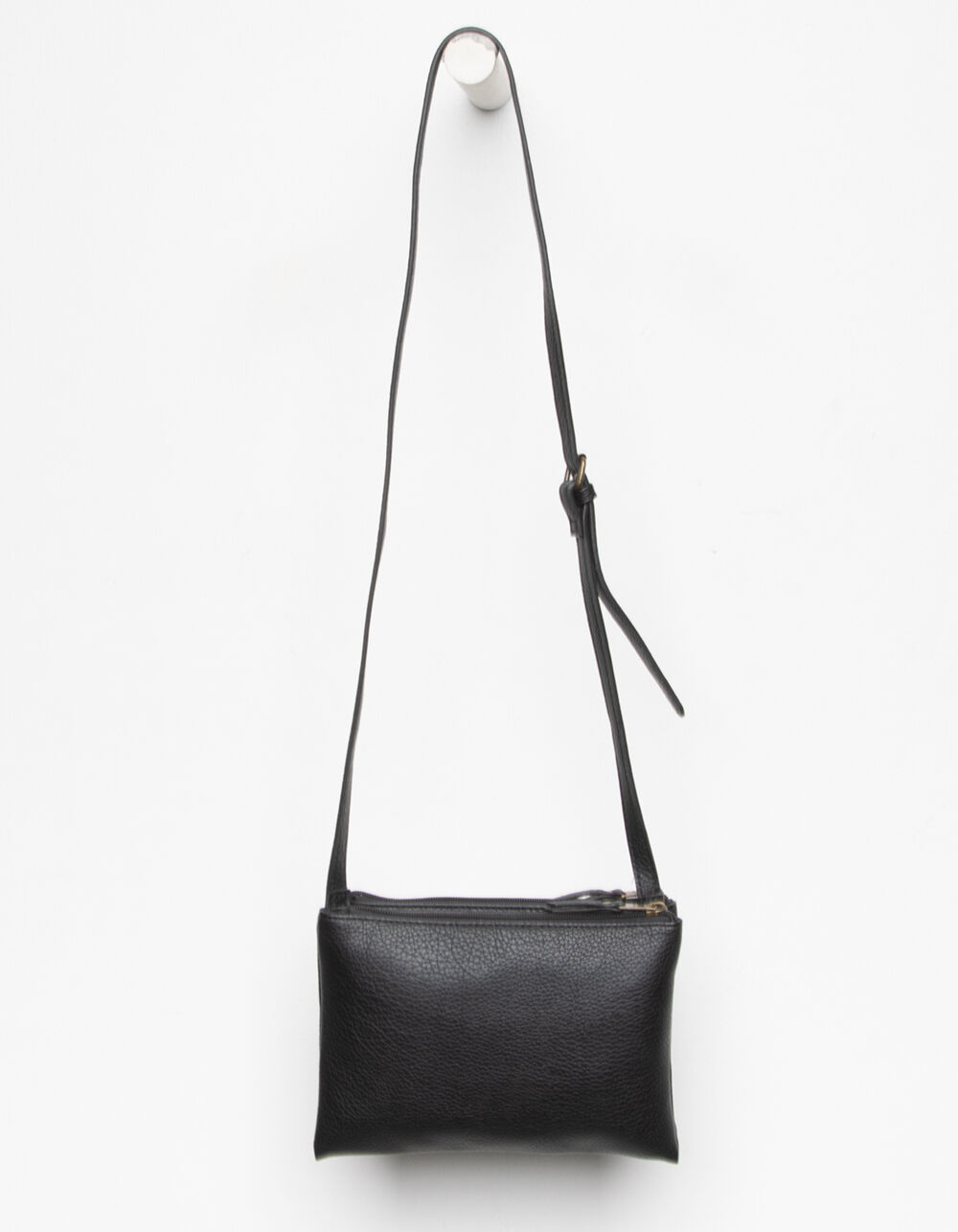 ROXY Elephant Teapot Crossbody Bag BLACK Tillys