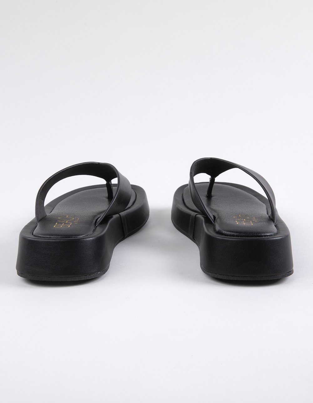 BEACH by Matisse Mallorca Womens Sandals - BLACK