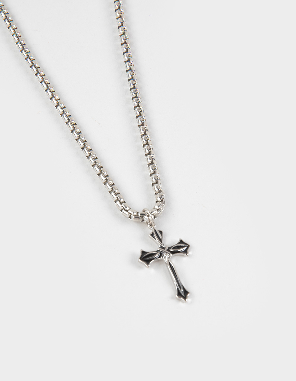 RSQ Cross Chain Necklace - SILVER