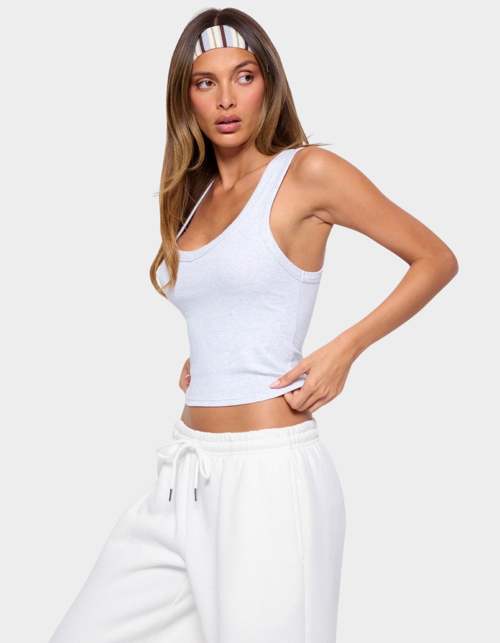 EDIKTED Janele Ribbed Tank Top - LIGHT GRAY