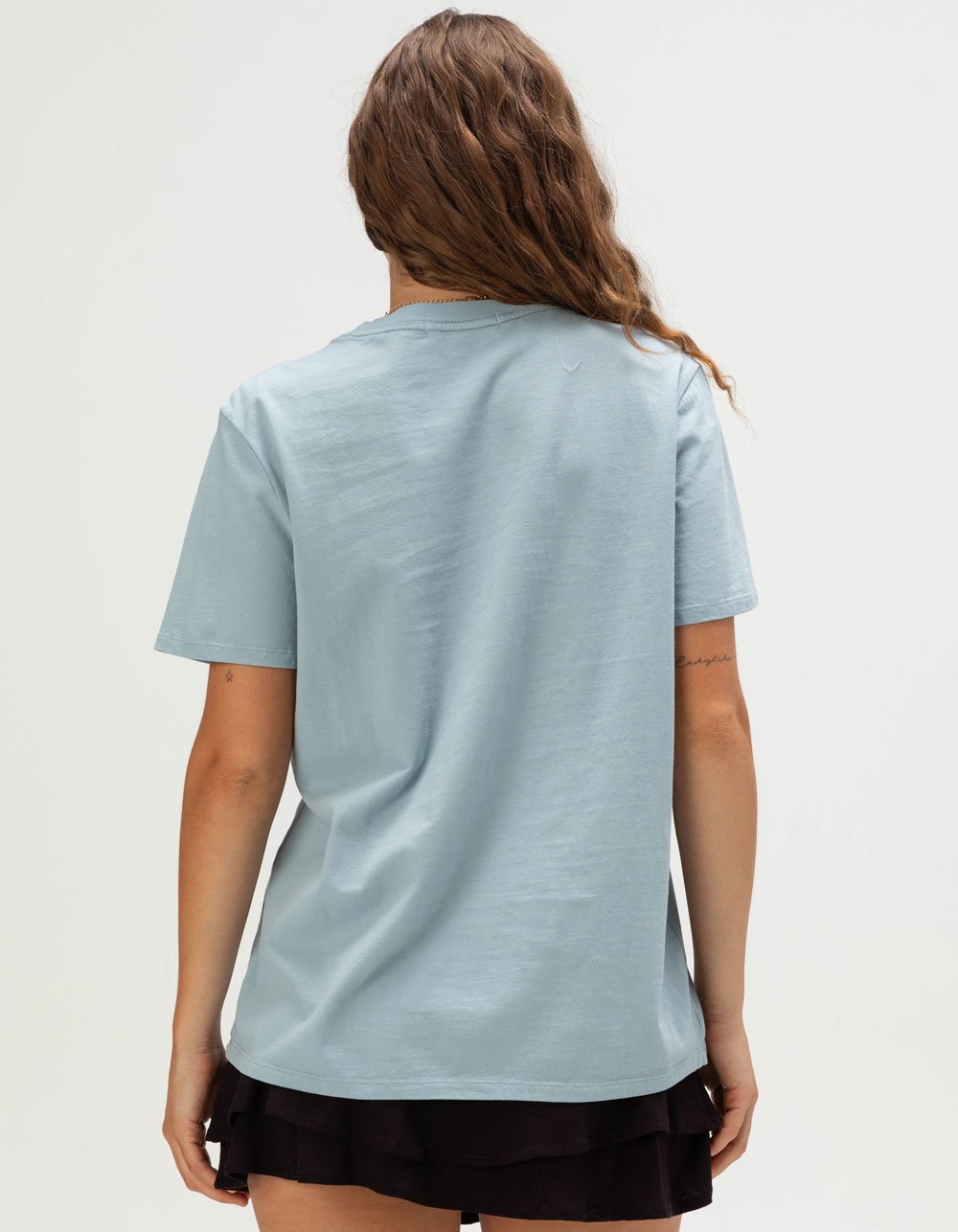 NECTAR CLOTHING Santa Barbara Womens Boyfriend Tee - LIGHT BLUE