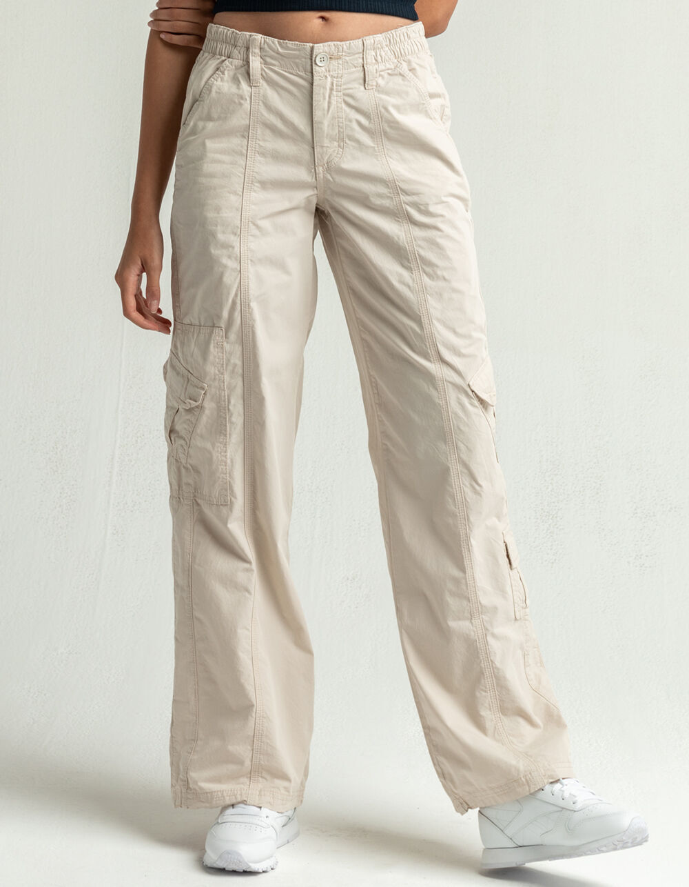 BDG Urban Outfitters 90s Womens Low Rise Cargo Jeans - STONE WASH | Tillys