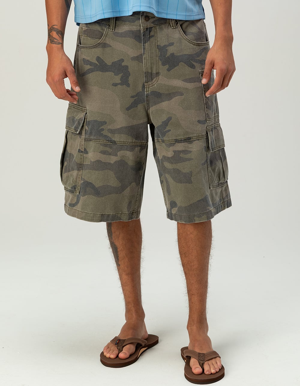RSQ Mens Baggy Twill Cargo Jorts - CAMO KHAKI