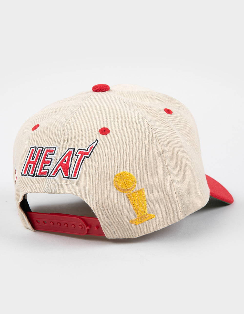 MITCHELL & NESS Miami Heat Pro Crown Snapback Hat - OATMEAL
