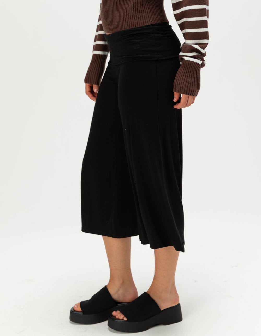 FULL TILT Womens Low Rise Gaucho Pants