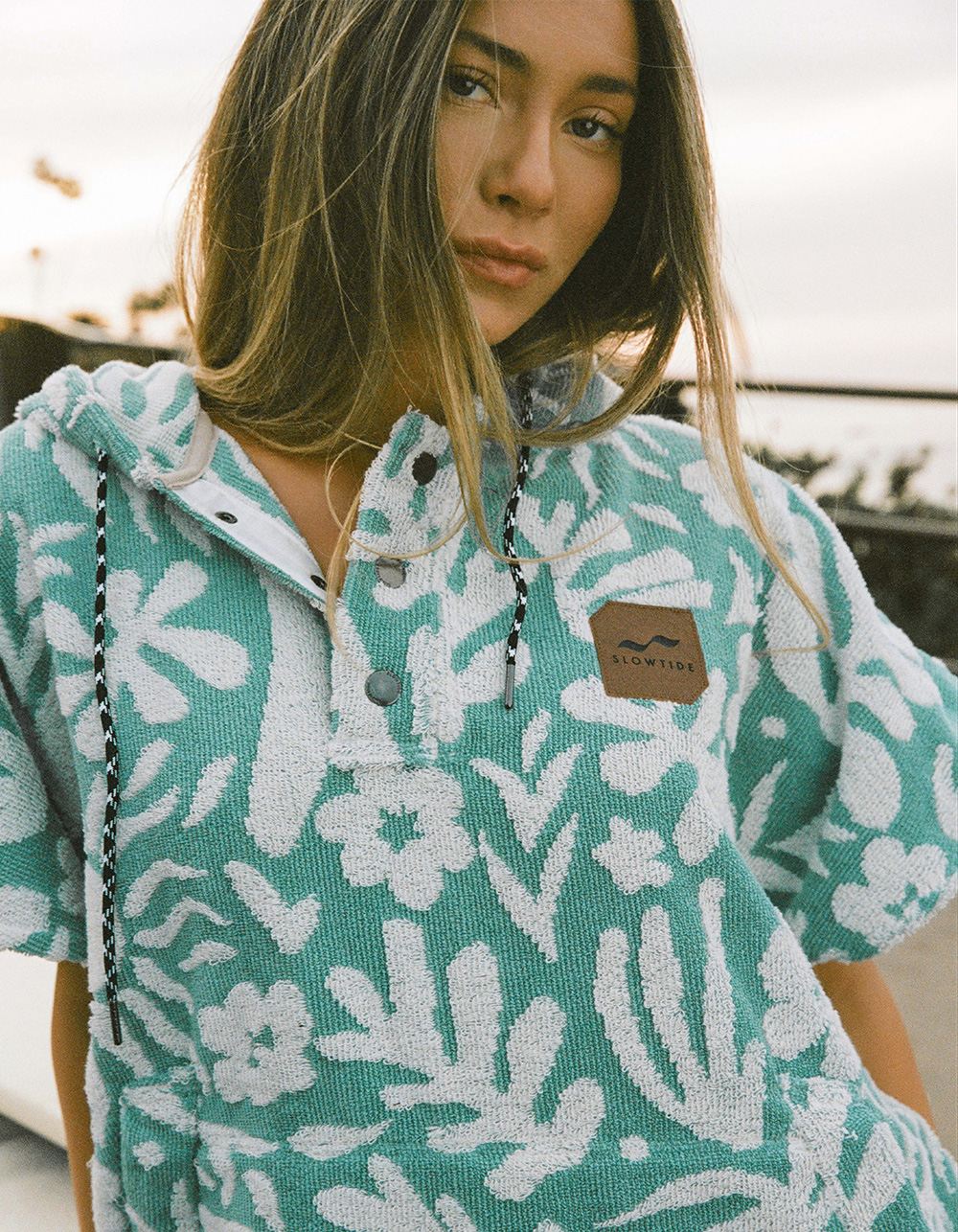 SLOWTIDE Sunny Extra-Warm Poncho - LIGHT BLUE