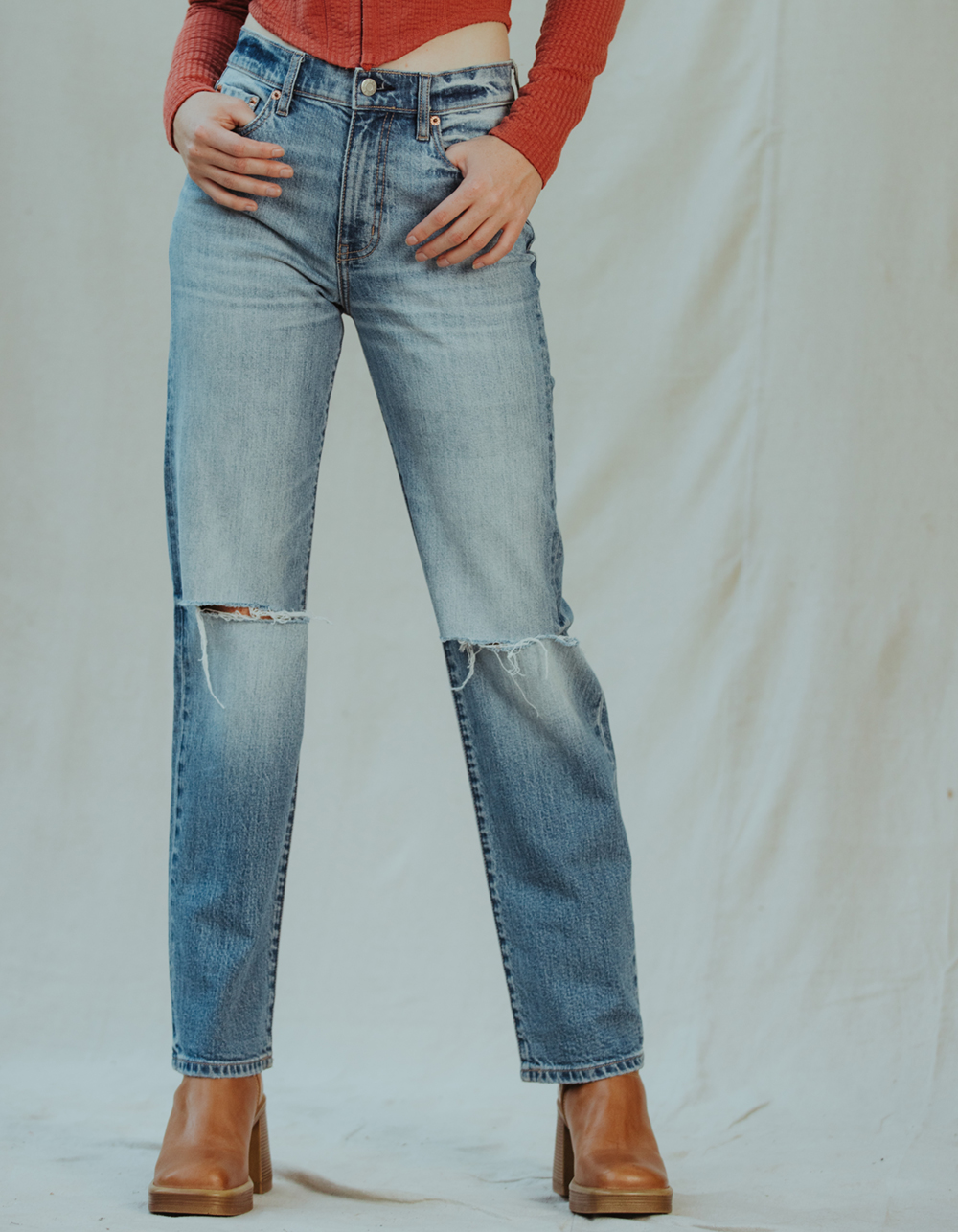 DAZE DENIM Sundaze Womens High Rise Dad Jeans - MEDIUM DESTRUCTED | Tillys