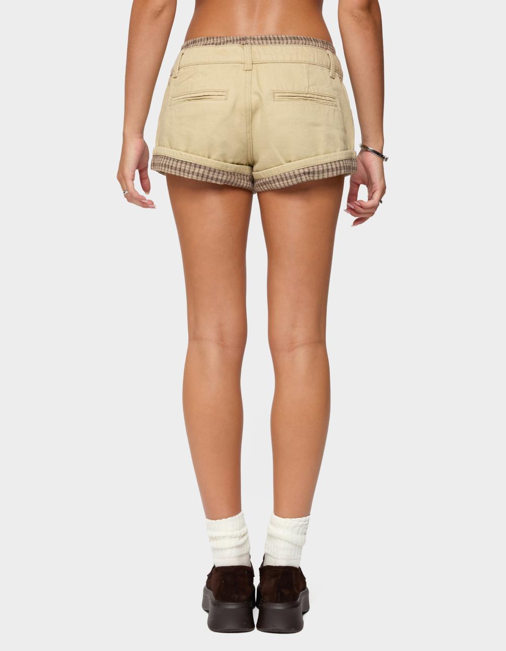 EDIKTED Peekaboo Plaid Boxer Shorts - BEIGE