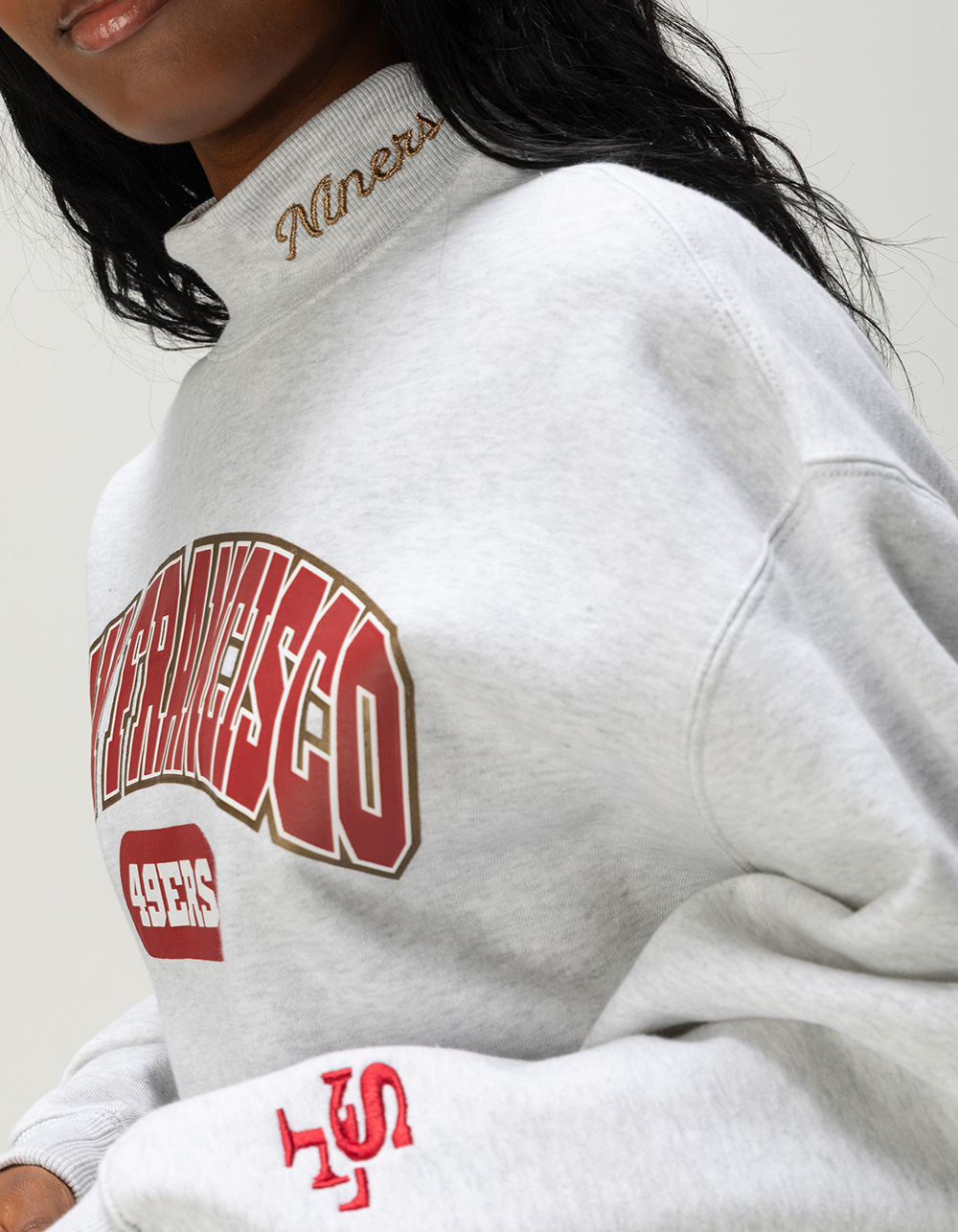 THE WILD COLLECTIVE San Francisco 49ers Womens Mock Neck Sweatshirt - HEATHER GRAY