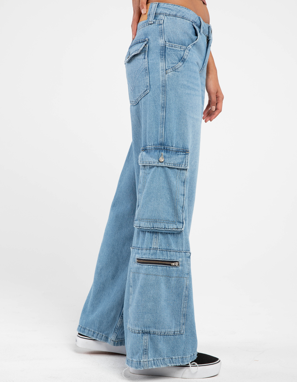 BDG Urban Outfitters Womens Low Rise Cargo Puddle Jeans - LIGHT INDIGO ...