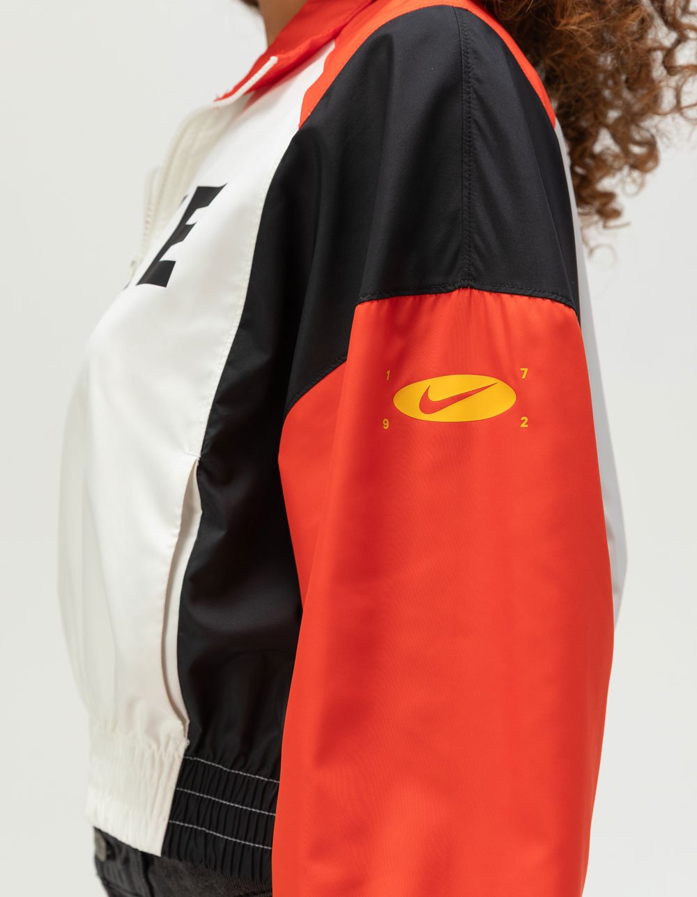 NIKE Sportswear Classic Womens Pullover Jacket - WHITE COMBO