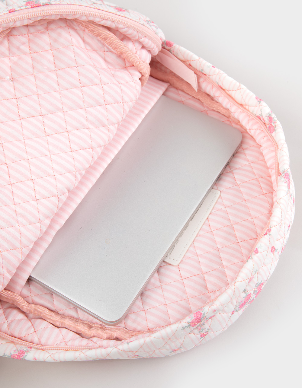 TILLYS Floral Quilted Backpack - PINK/WHITE