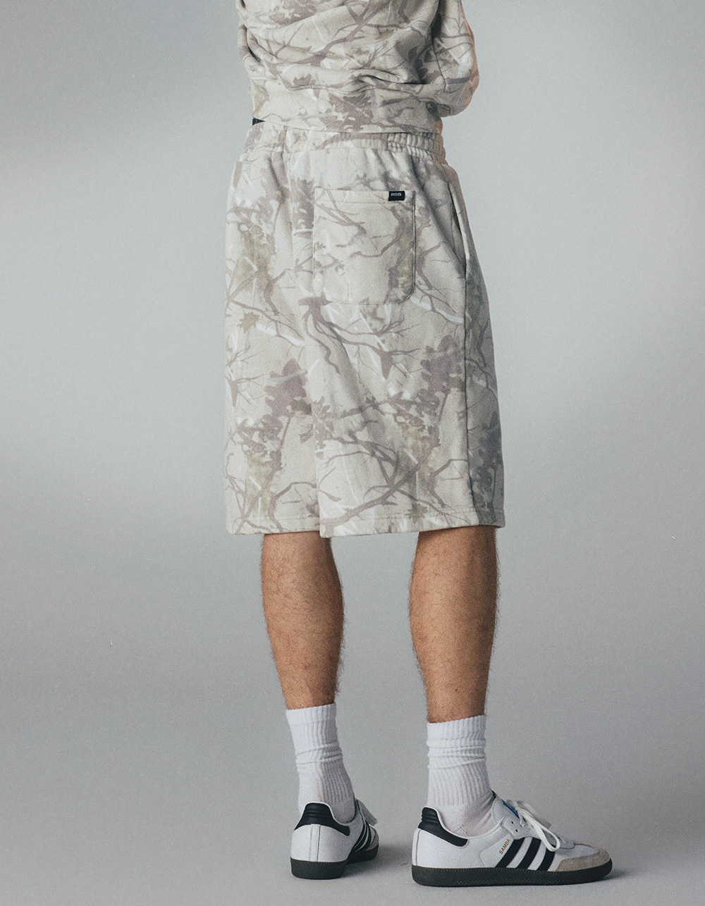 RSQ Mens Baggy Fleece Shorts - 777