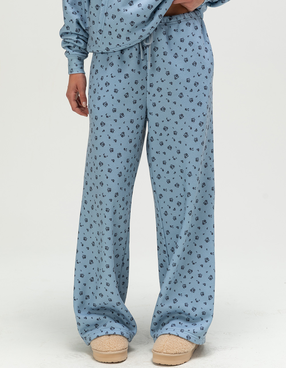TILLYS Womens Wide Leg Sweatpants - BLUE COMBO