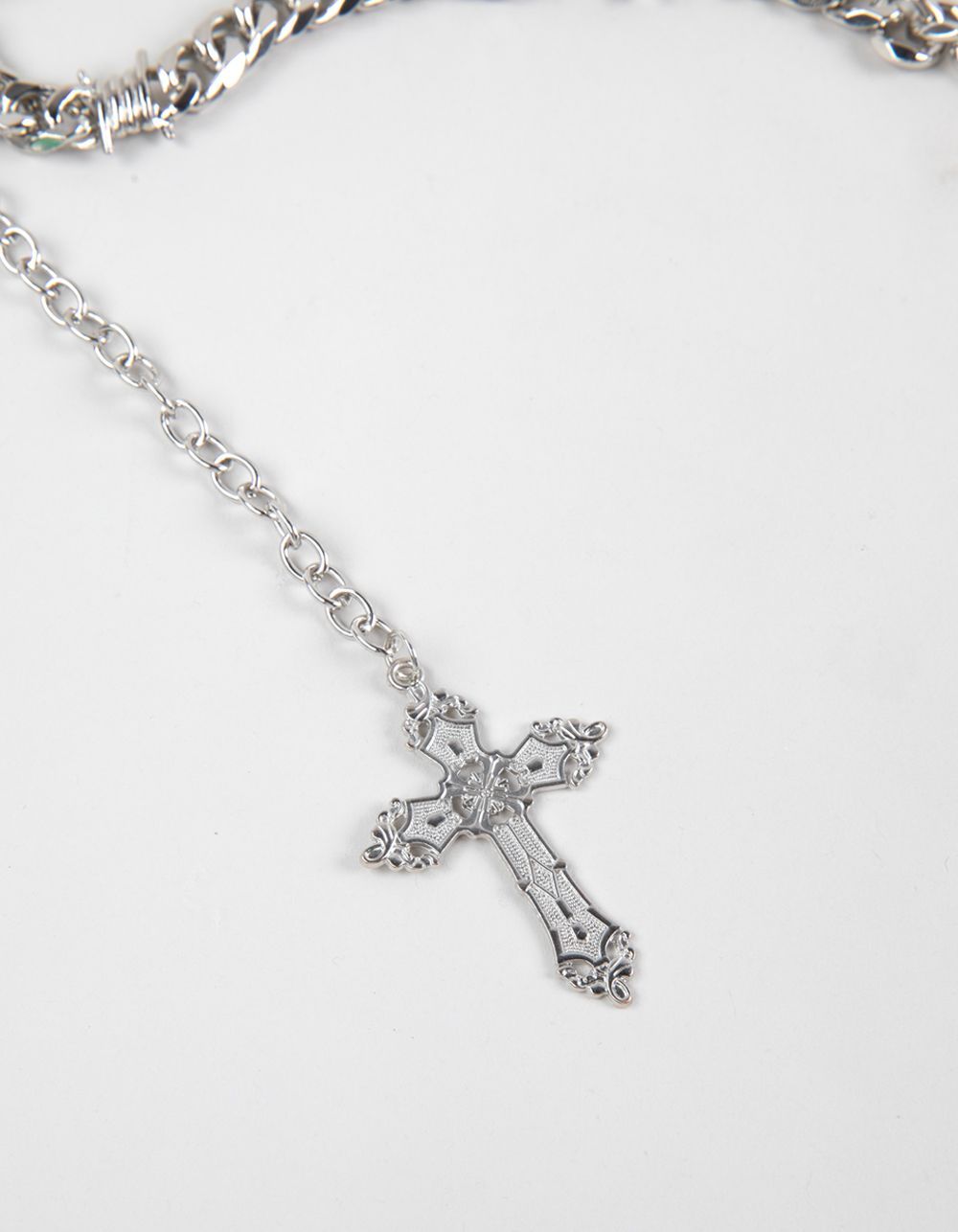 RSQ Cross Barbed Wire Wallet Chain - SILVER