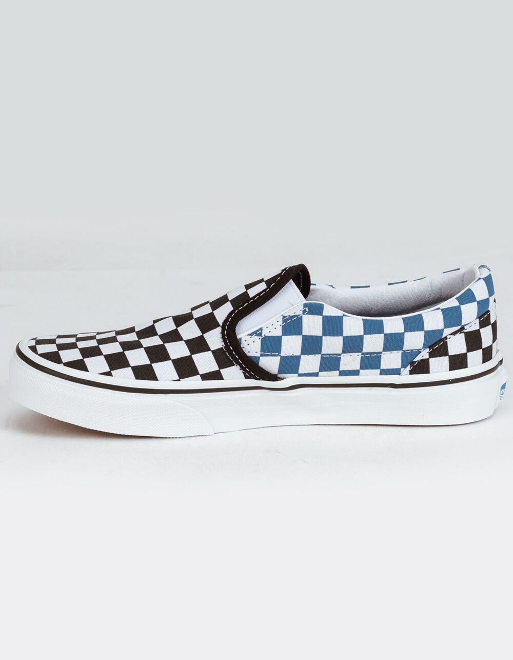 VANS Checkerboard Classic Slip-On Juniors Shoes - BLACK/BLUE | Tillys