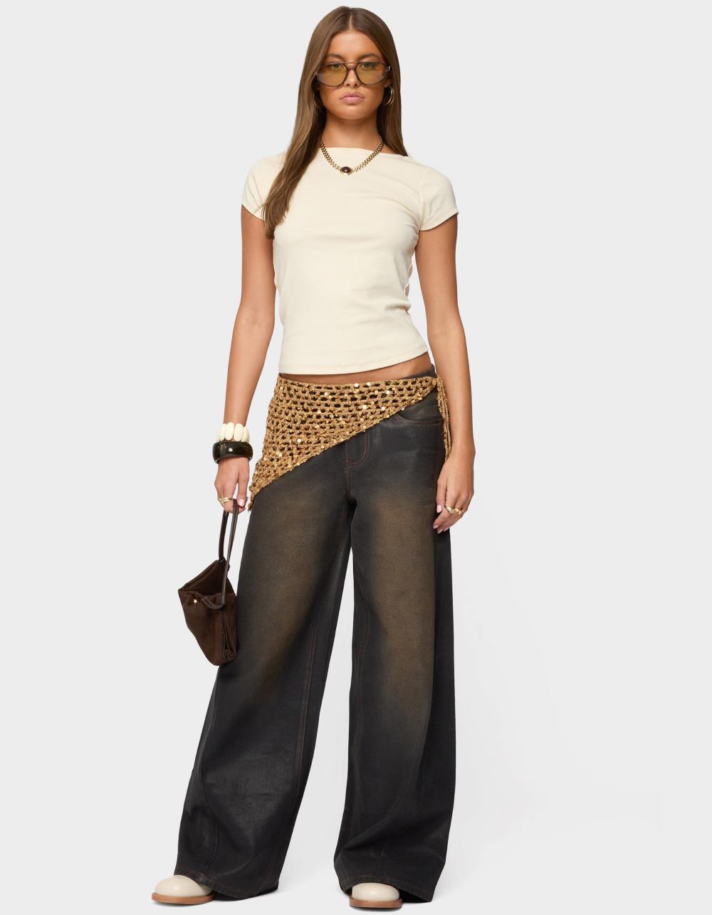 EDIKTED Oliana Ribbed Boat Neck Tee