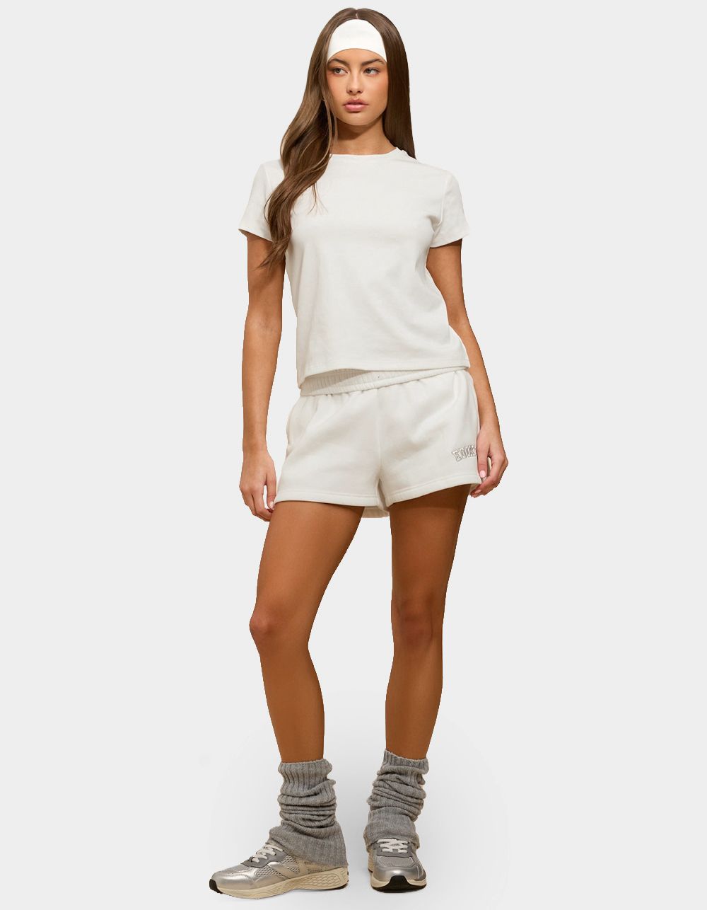 EDIKTED Perfect Basic Tee - WHITE