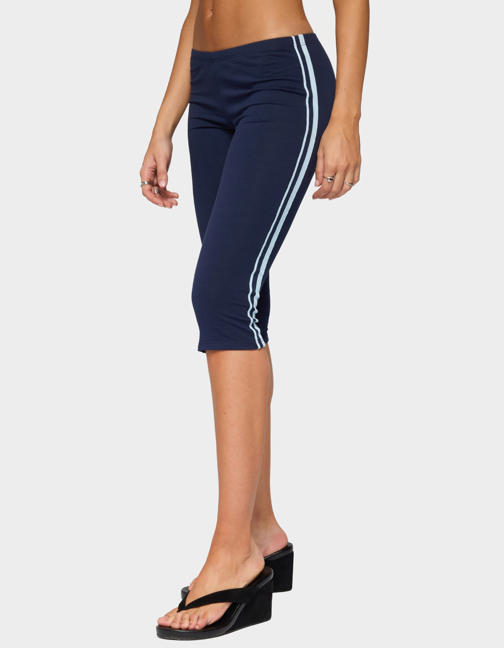 EDIKTED Danie Stripey Capri Leggings - NAVY