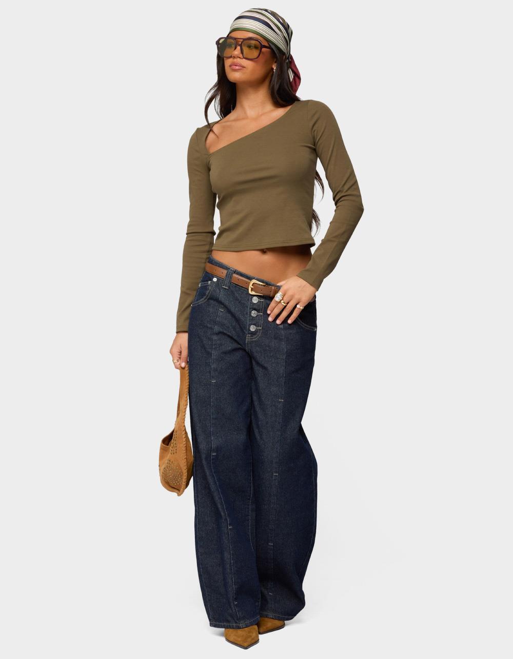 EDIKTED Rion Asymmetric Long Sleeve Top - DK GREEN