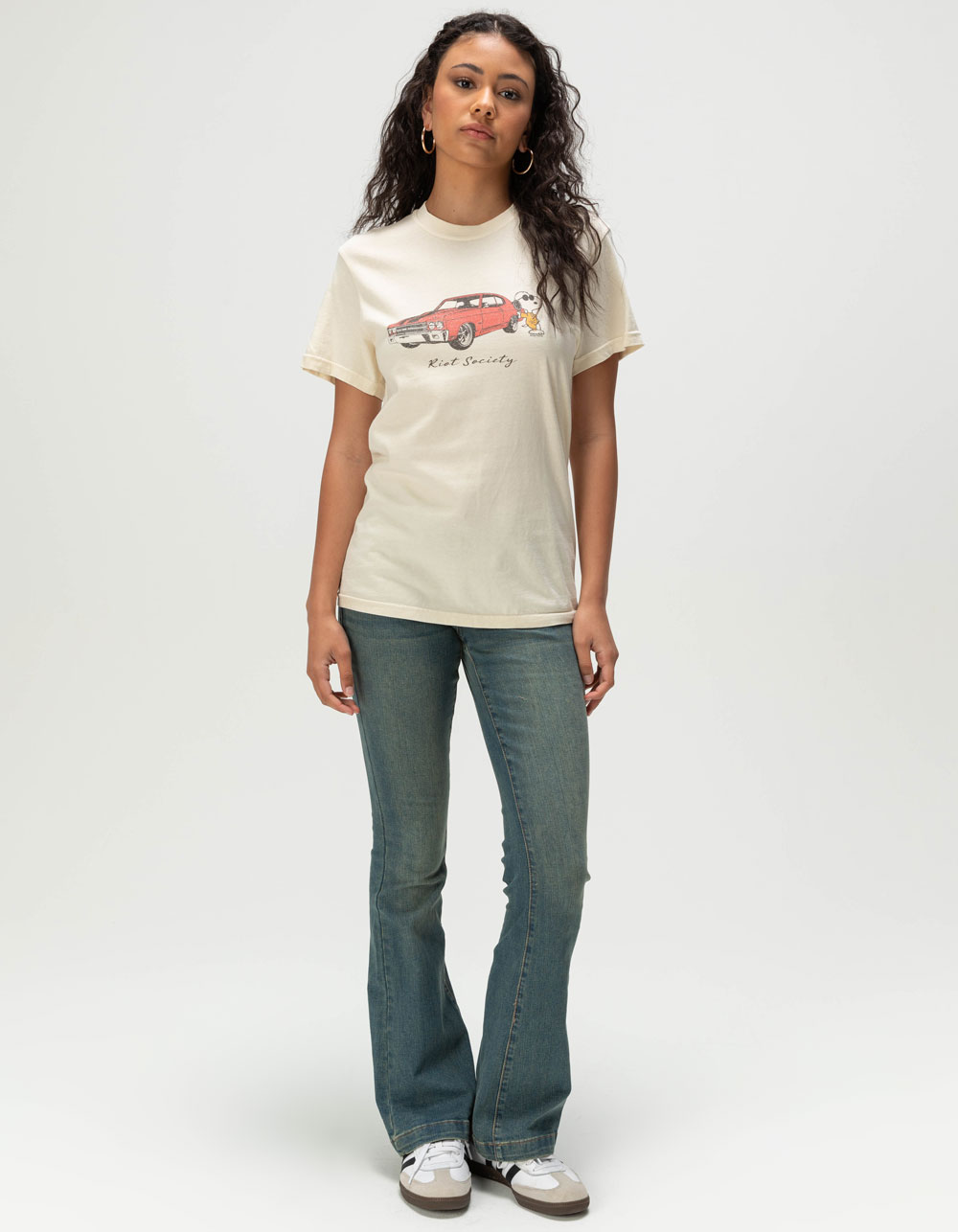 RIOT SOCIETY x Peanuts Snoopy Car Womens Tee - CREAM