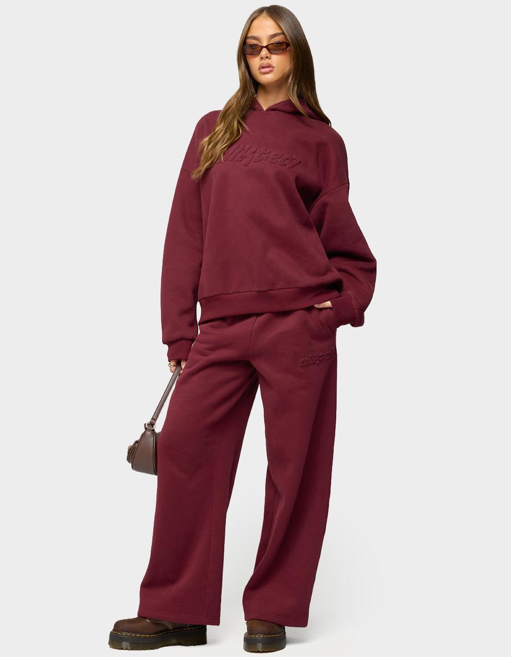 Edikted Totally Sweatpants - DK RED