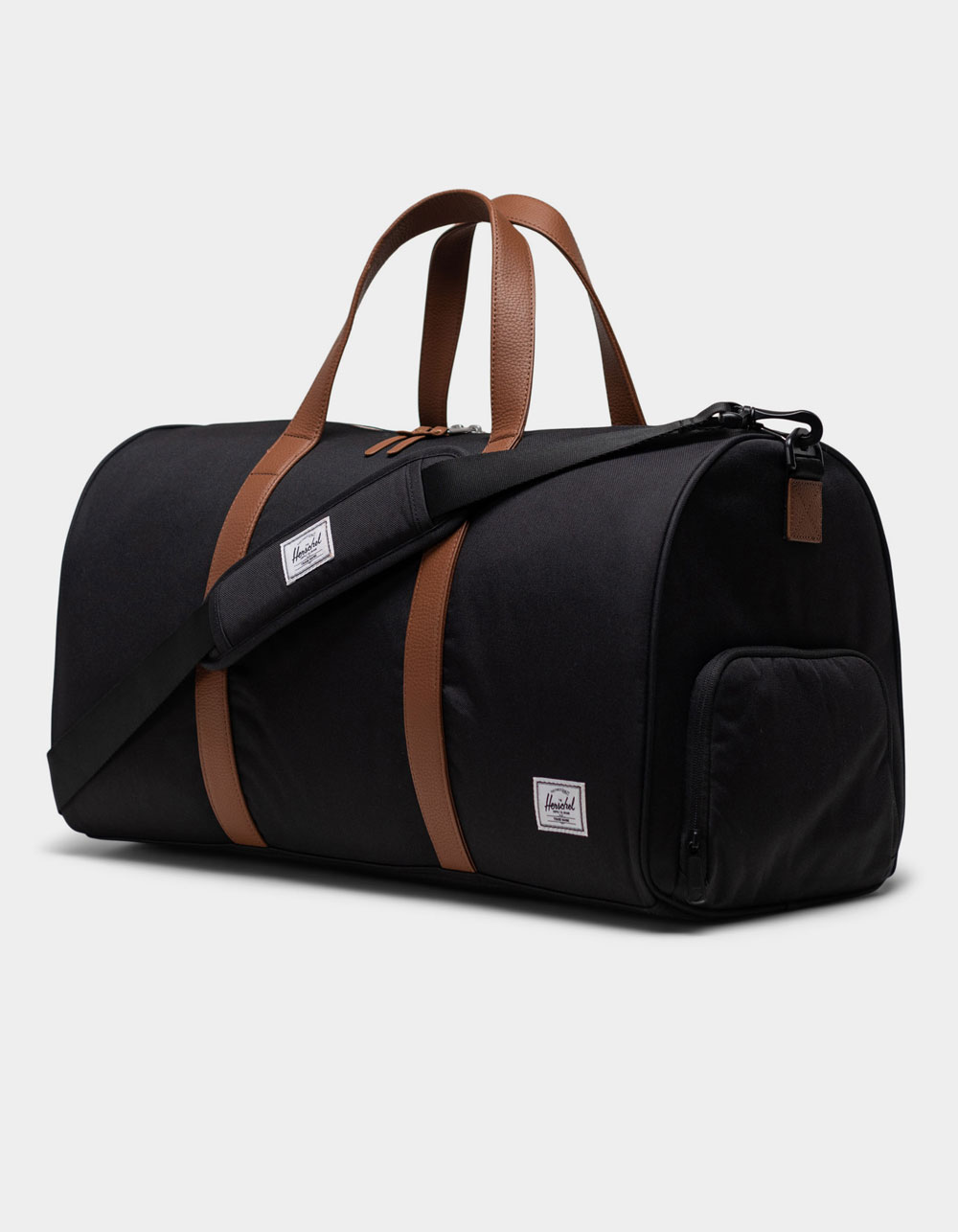 HERSCHEL SUPPLY CO. Novel Duffle Bag - BLACK