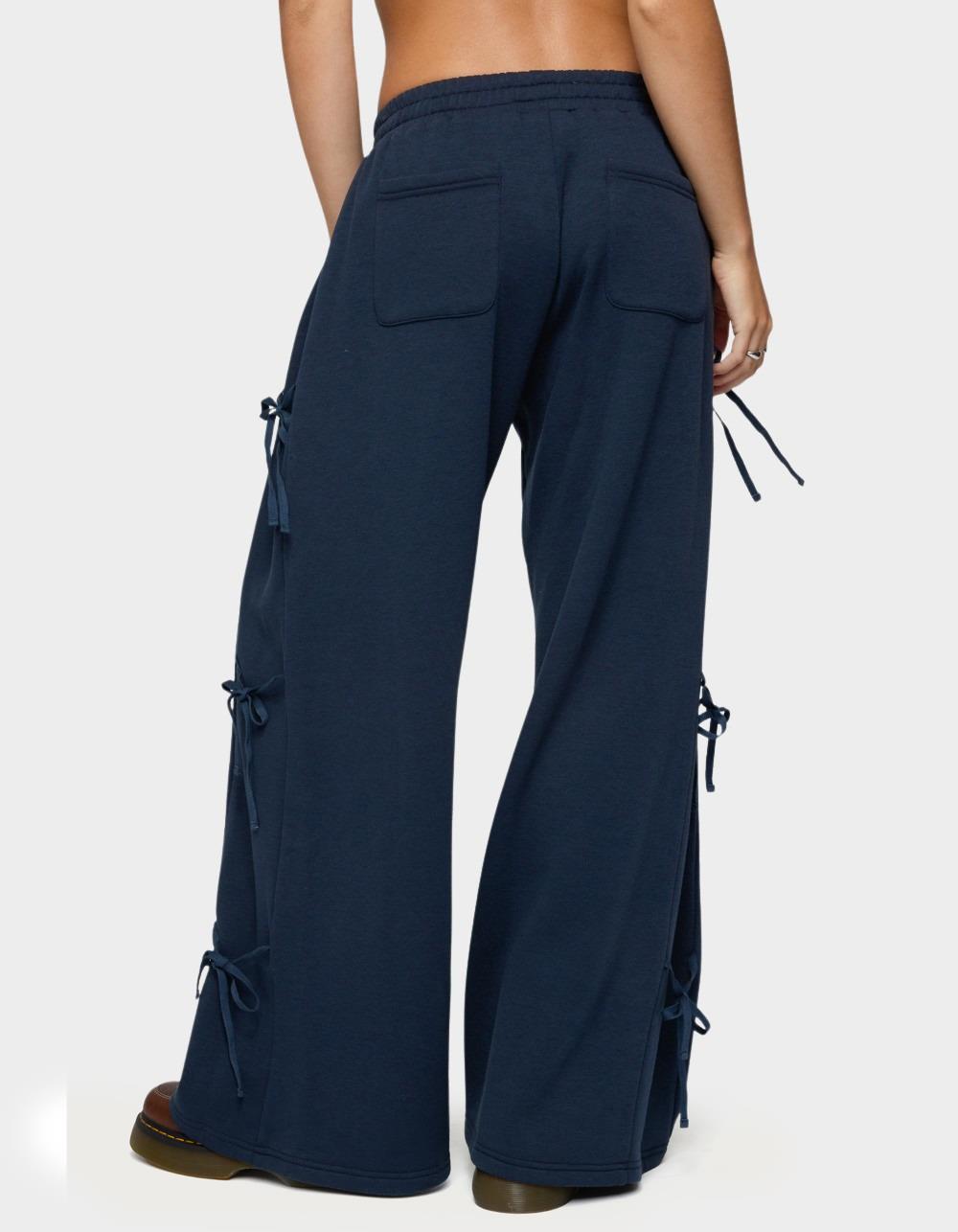 EDIKTED Claudette Baggy Ribbon Sweatpants