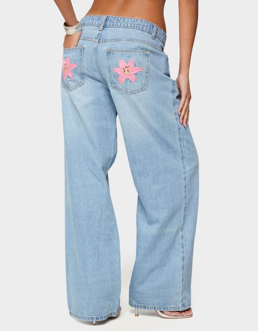 EDIKTED Mirra Embroidered Flower Low Rise Jeans - BLUE