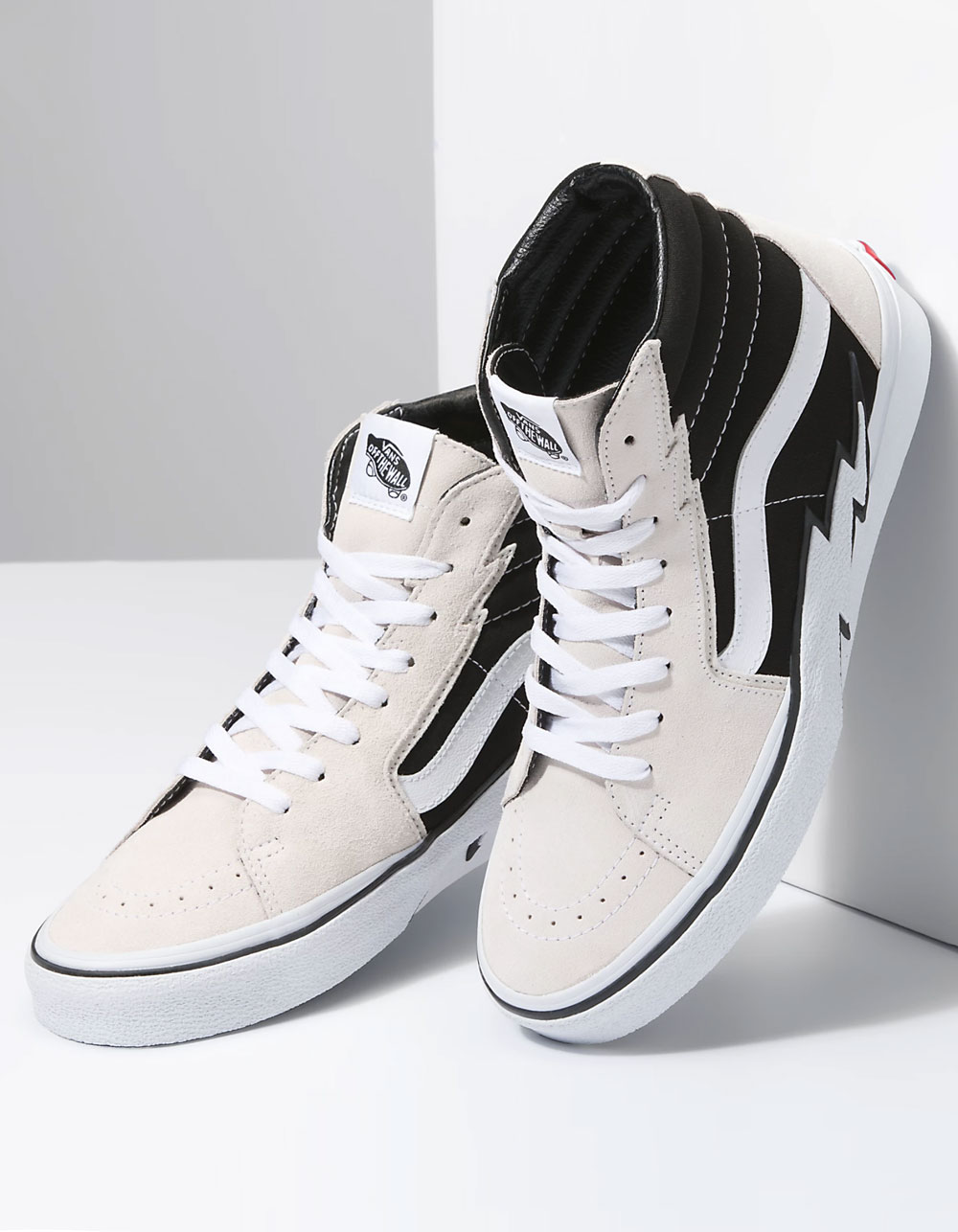 VANS SK8Hi Bolt Shoes WHT/BLK Tillys
