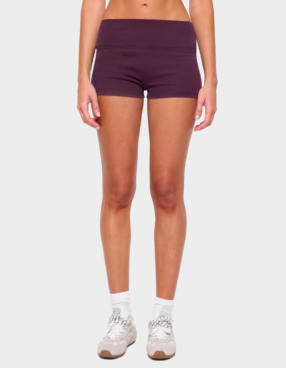 EDIKTED Anlie Micro Shorts - PURPLE