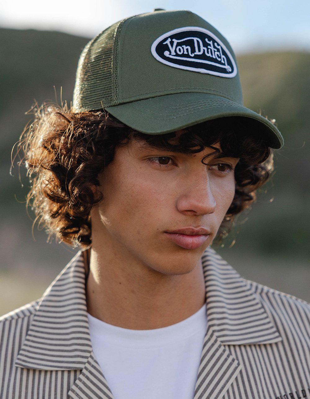 VON DUTCH Staple Trucker Hat