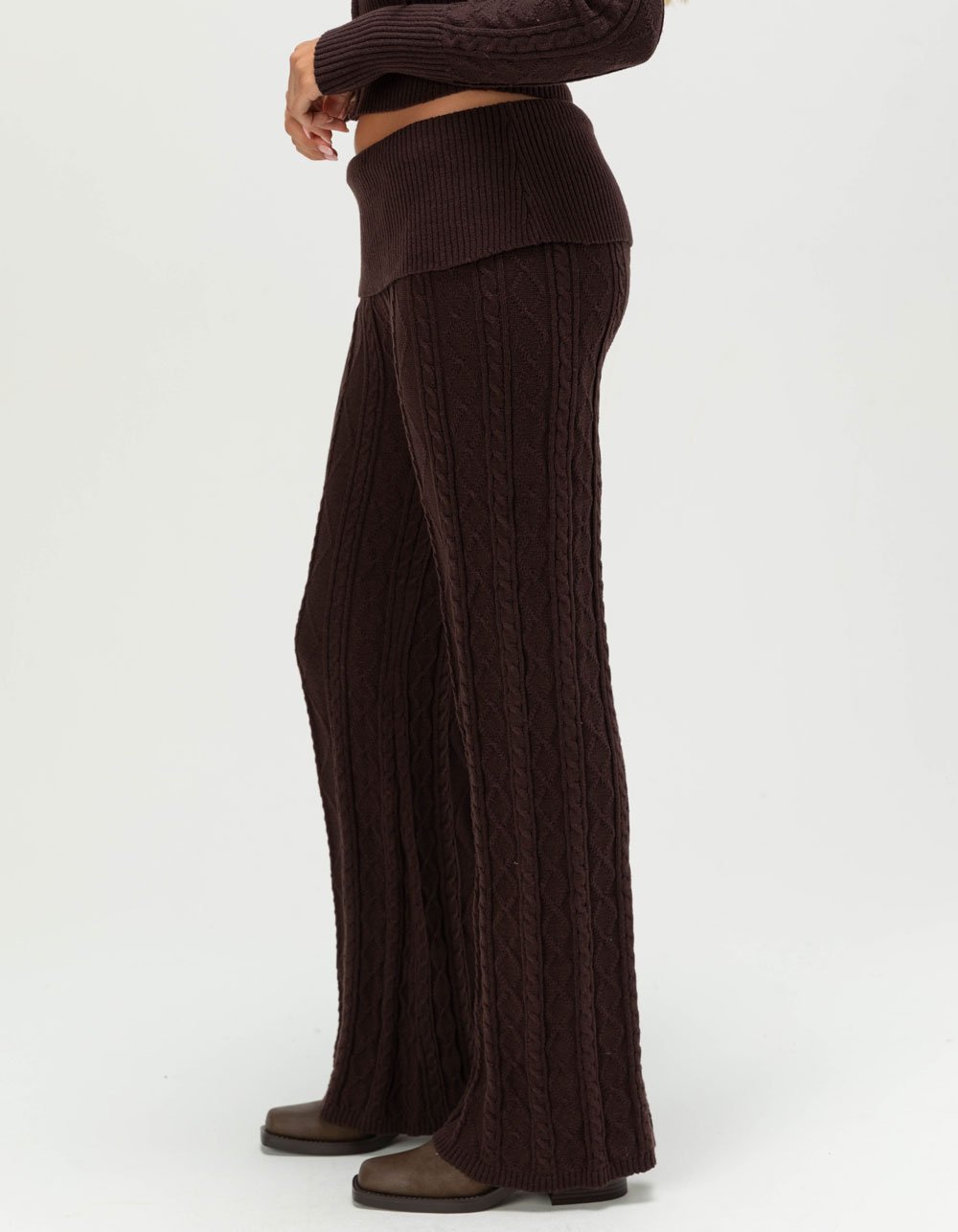 FULL TILT Cable Knit Womens Fold Over Pants - BROWN