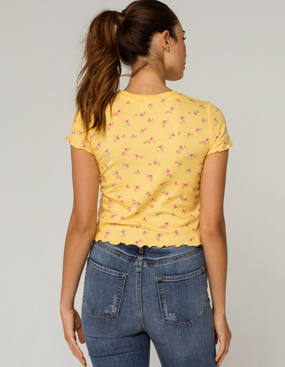 SKY AND SPARROW Ditsy Womens Yellow Baby Tee image number 2