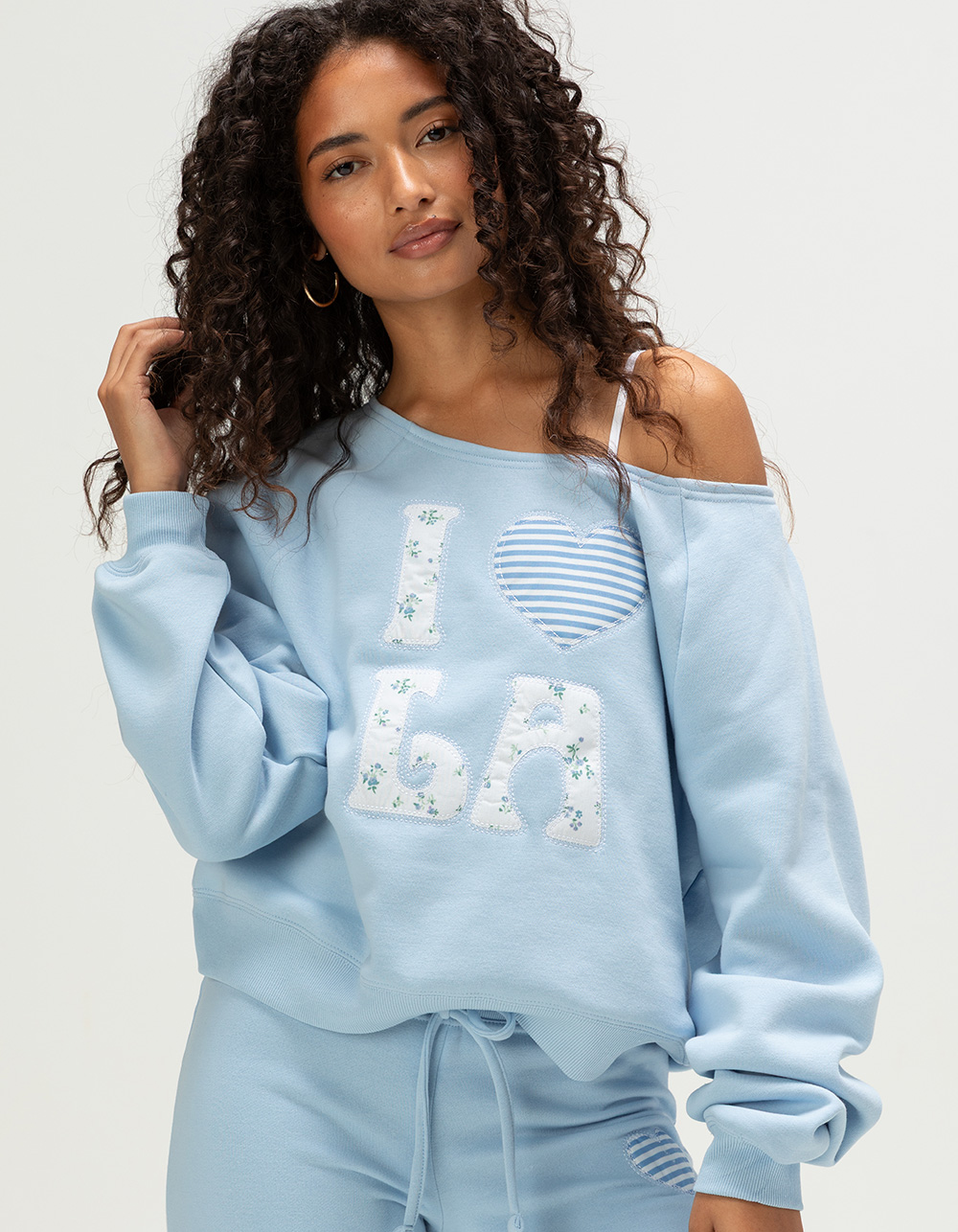 FULL TILT LA Applique Womens Off The Shoulder Sweatshirt - BLUE