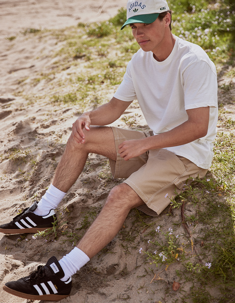 adidas gazelle silver green womens adidas Originals Leo Oversized Shorts Black L Men main image 0