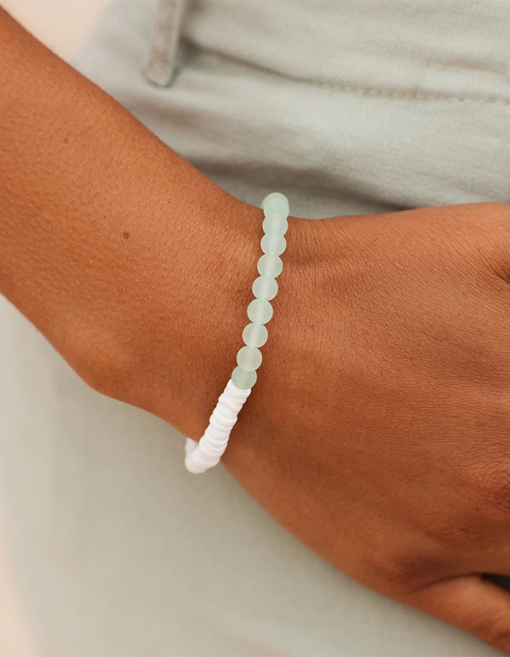 PURA VIDA Puka Shell & Frosted Bead Stretch Bracelet MINT Tillys