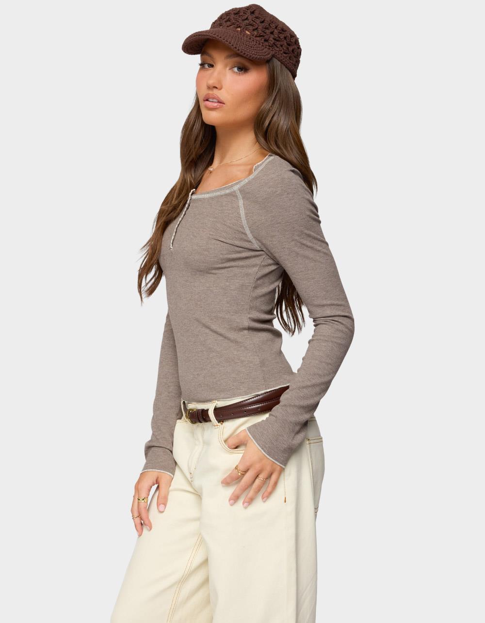 EDIKTED Ensley Contrast Stitch Henley Top - BROWN