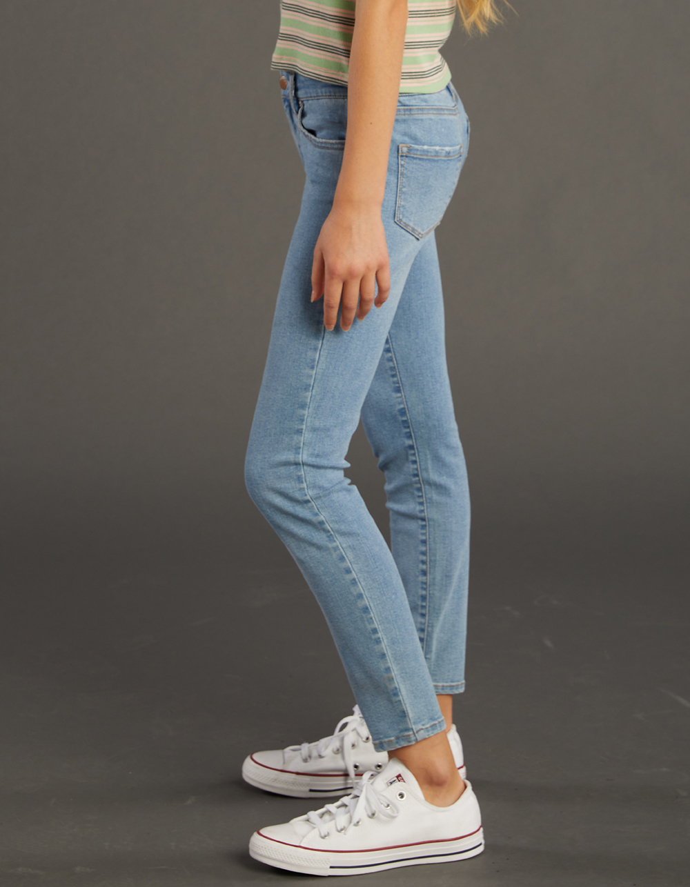 RSQ Girls Mid Jeans - LIGHT WASH | Tillys