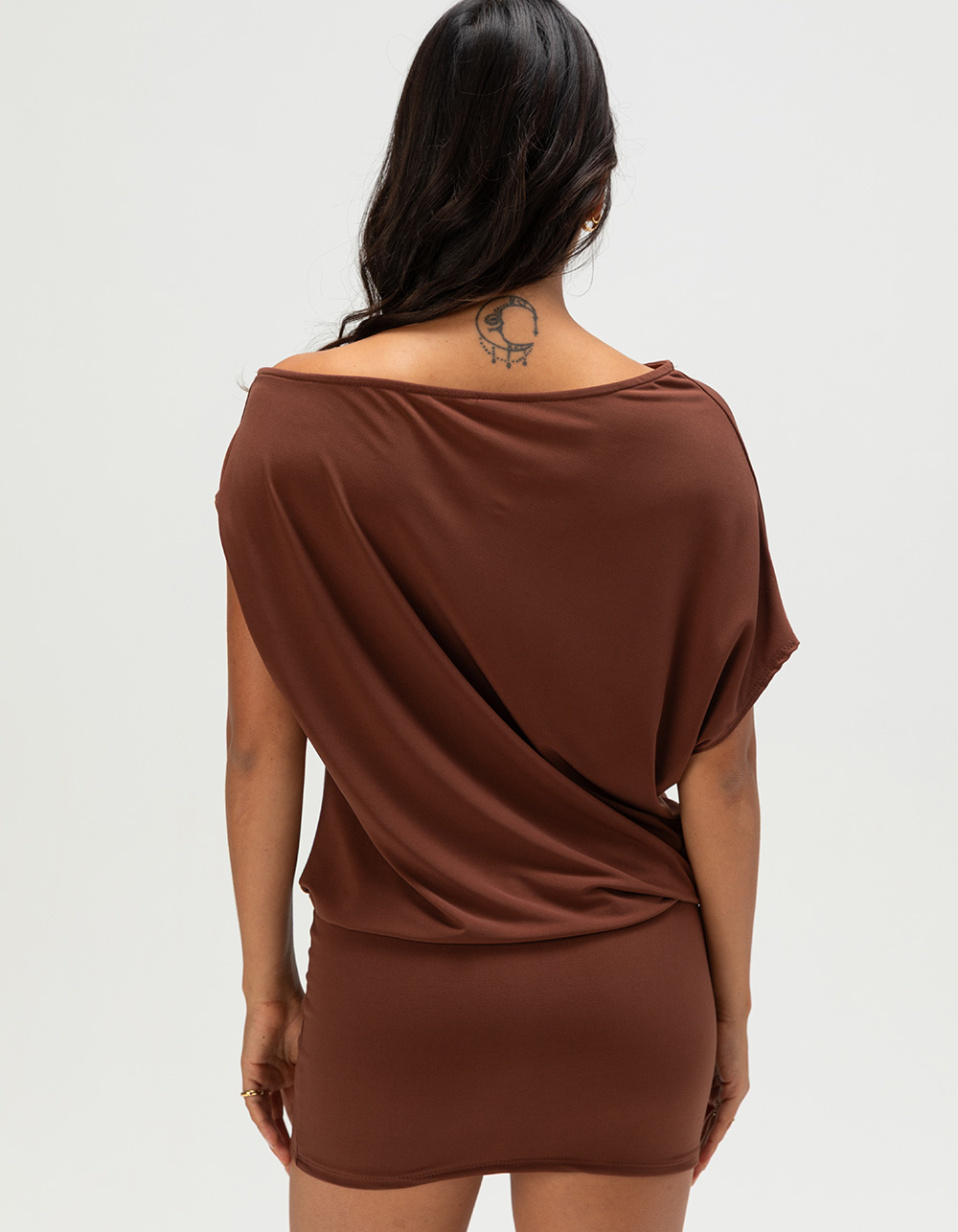 FULL TILT Off The Shoulder Womens Mini Dress - BROWN