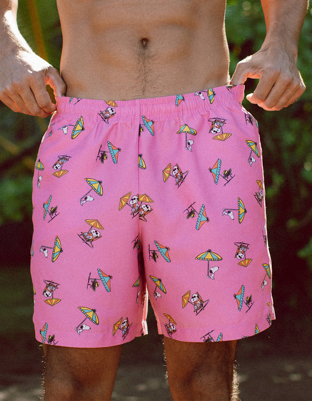 PEANUTS Snoopy Summer Mens Swim Trunks - PINK