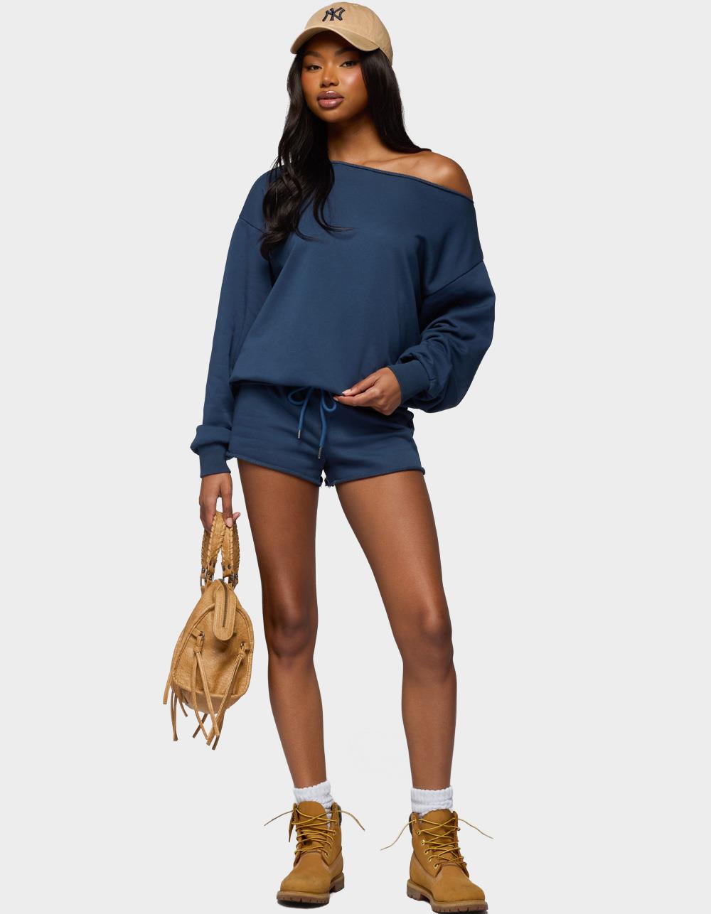 EDIKTED Juana Lightweight Shorts - NAVY