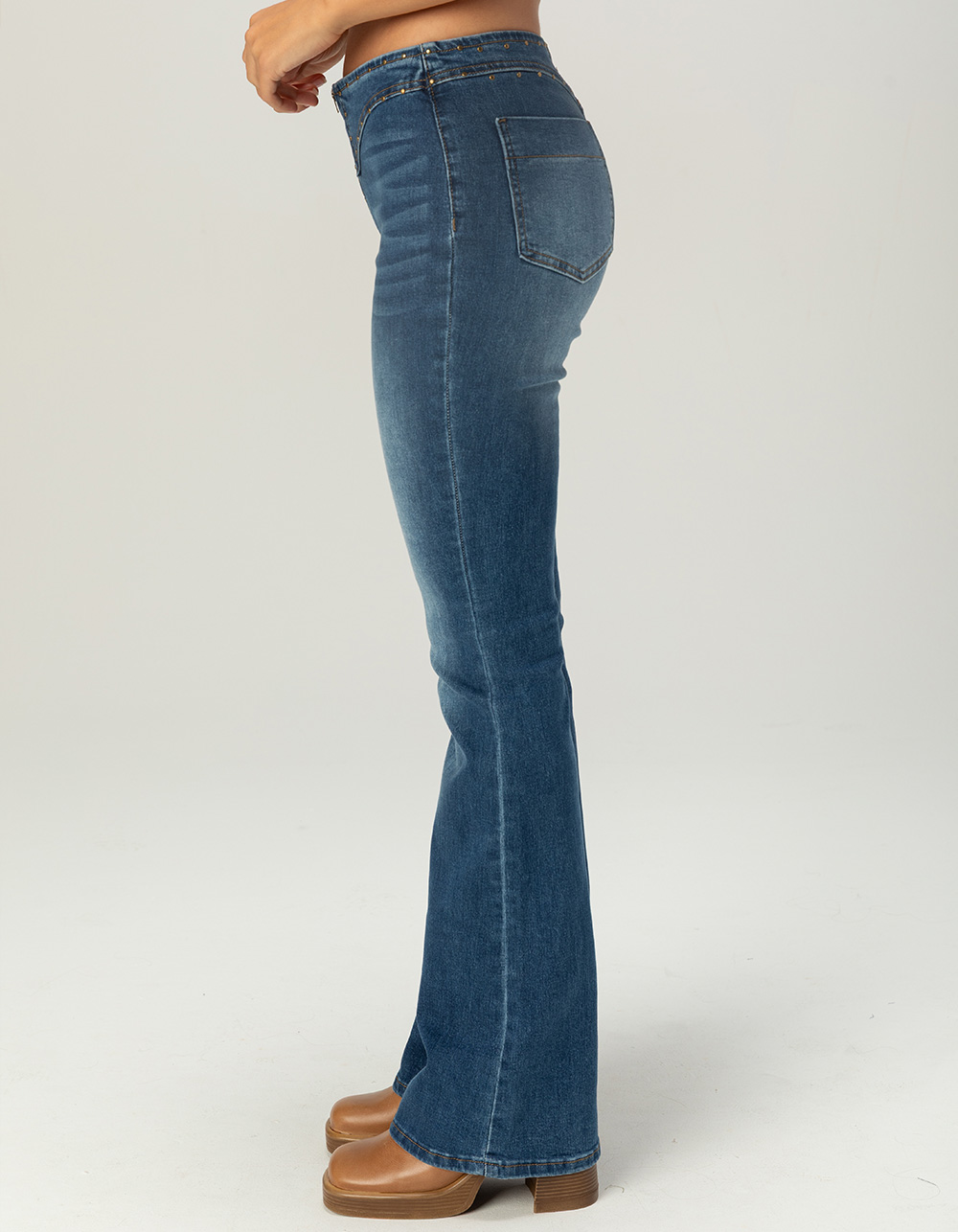 RSQ Womens Low Rise Studded Bootcut Jeans - MEDIUM WASH