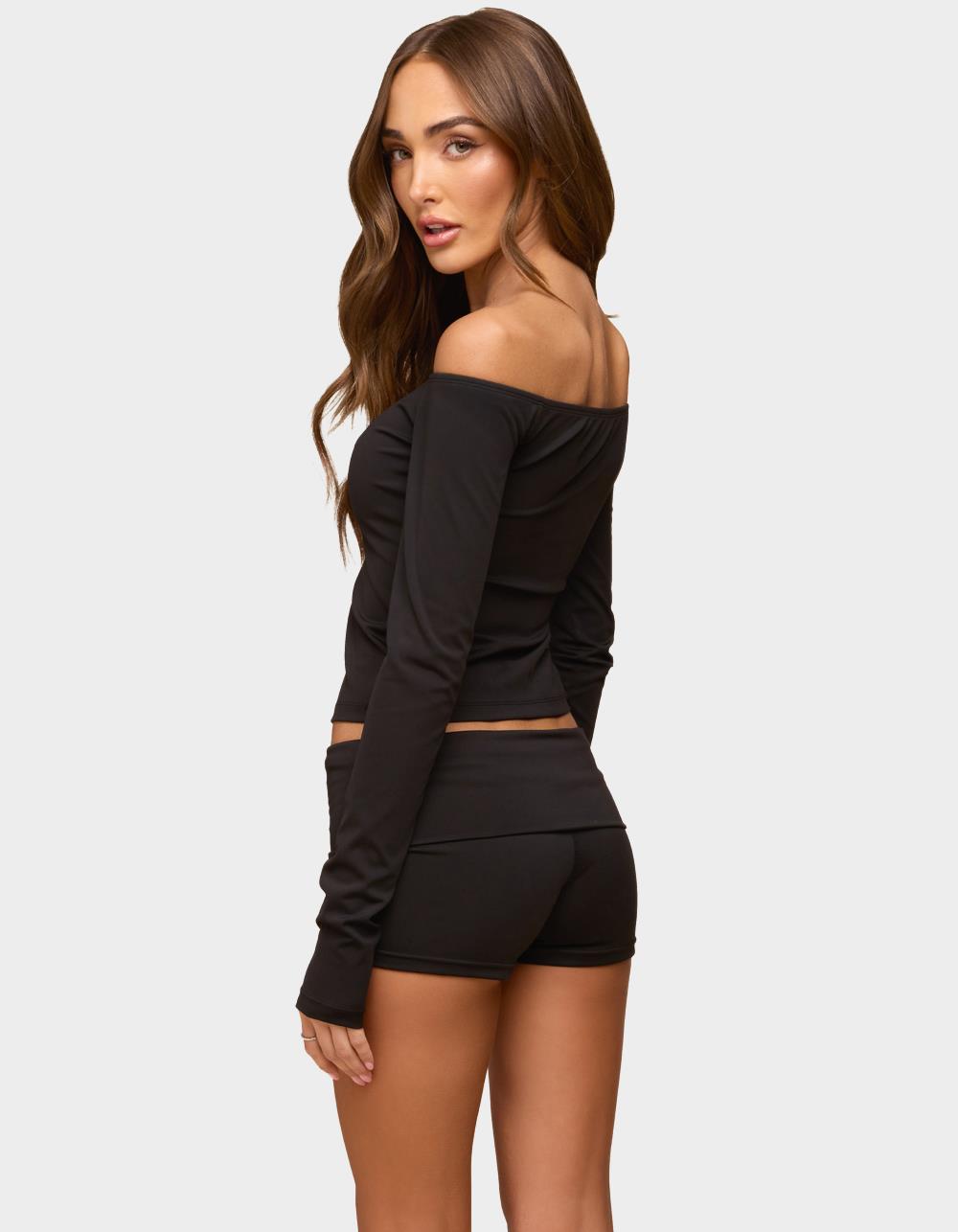 EDIKTED Tezia Off Shoulder Long Sleeve Top